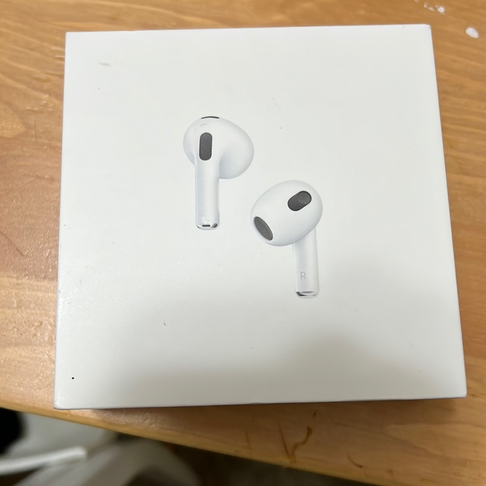 Apple AirPods generation 3 100% authentic